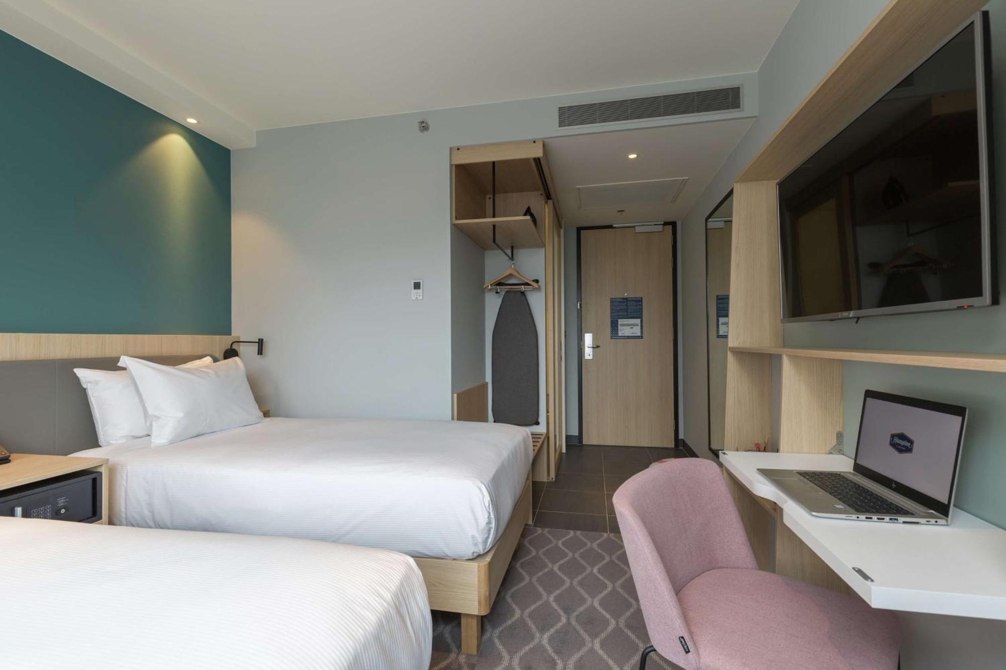 Hotel Hampton By Hilton Utrecht Centraal Station Esterno foto