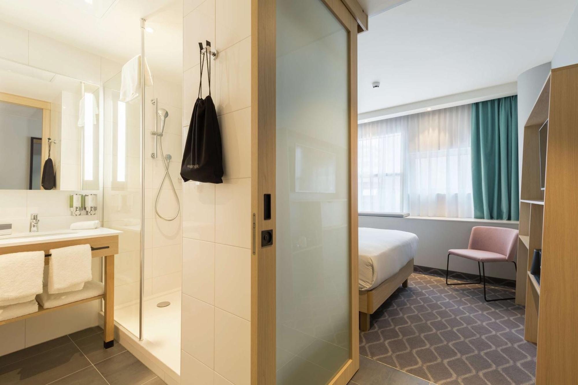 Hotel Hampton By Hilton Utrecht Centraal Station Esterno foto